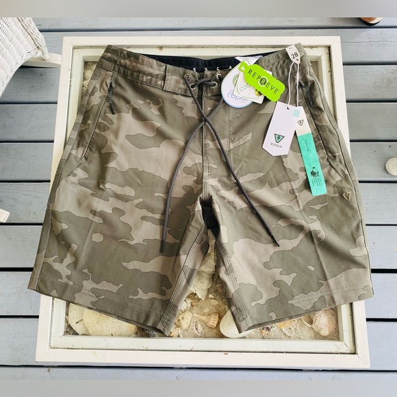 Vissla board short - Picture 1 of 11